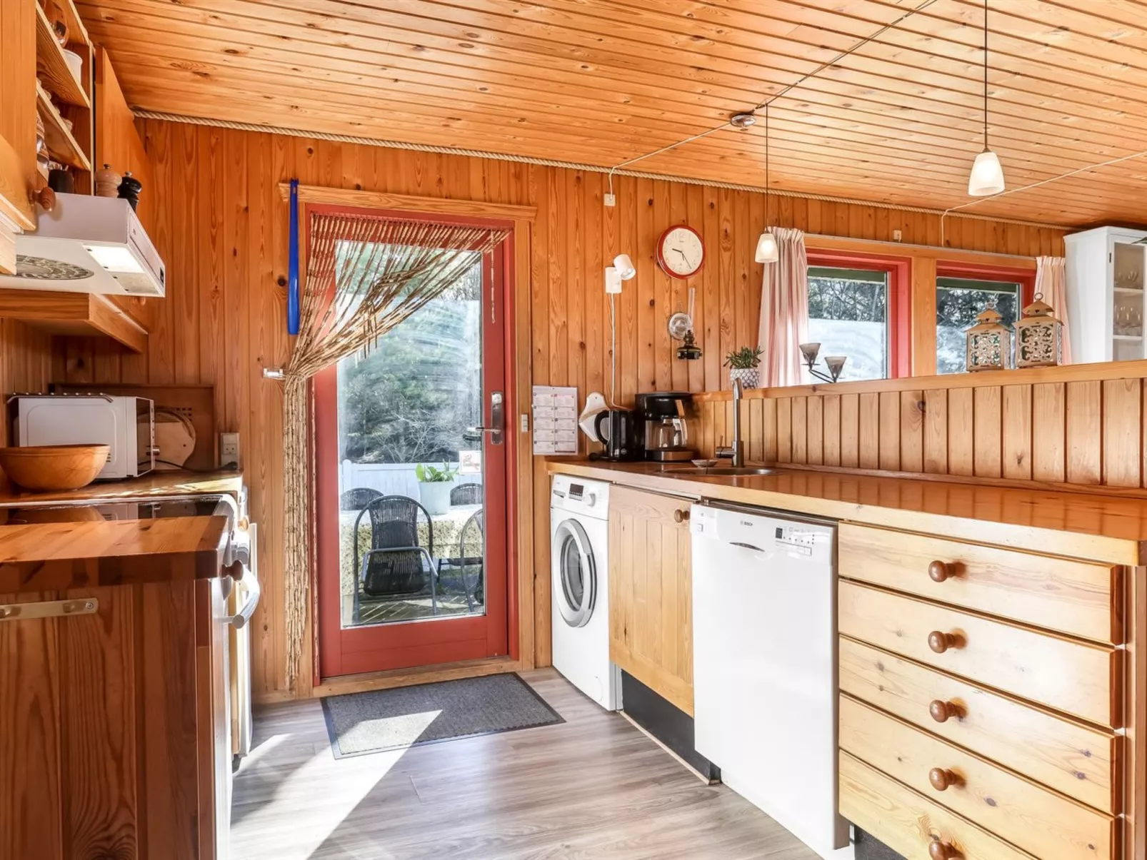 "Bedri" - 150m from the sea-Binnen