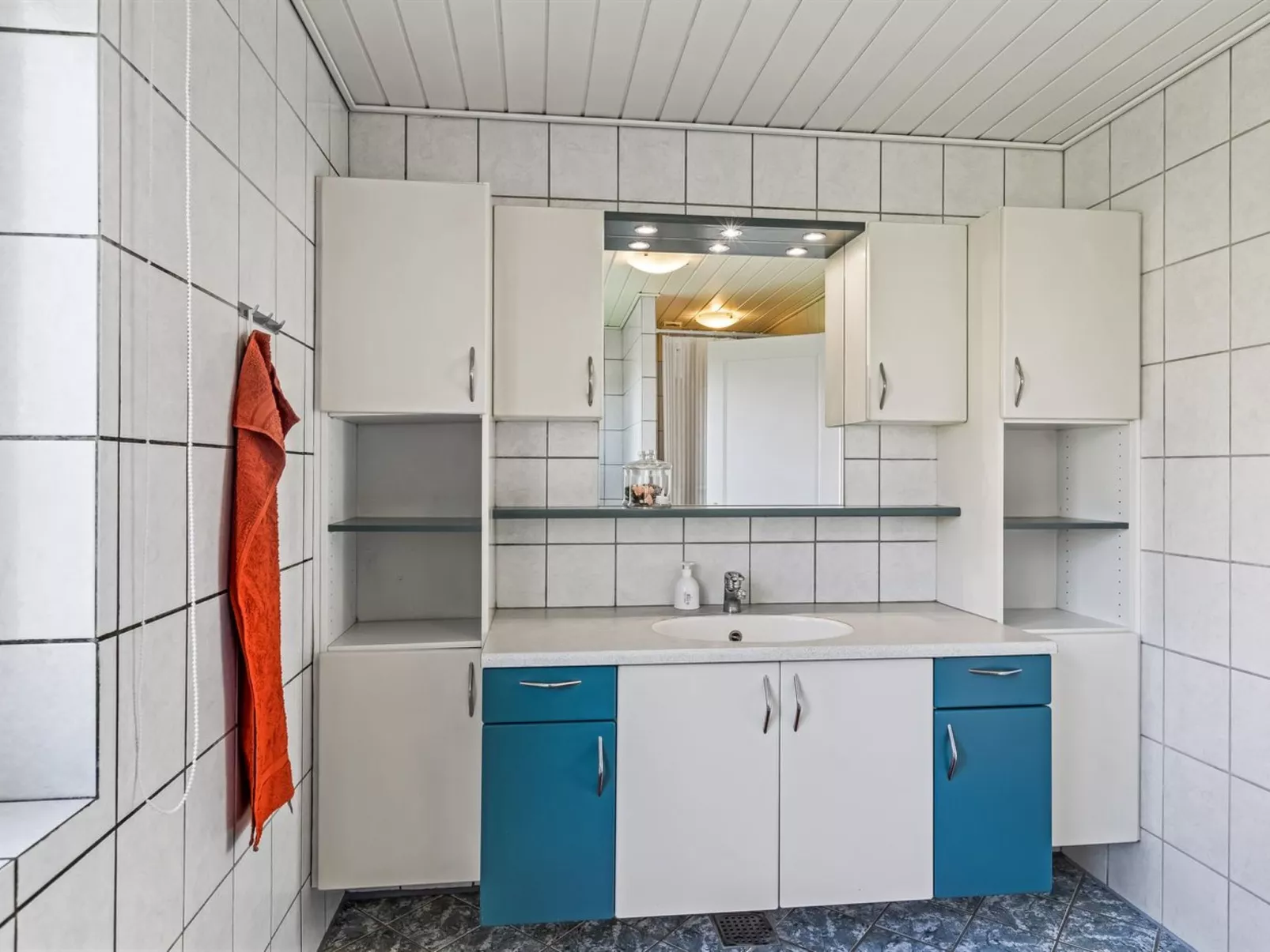 "Kerrin" - 1km from the sea-Binnen