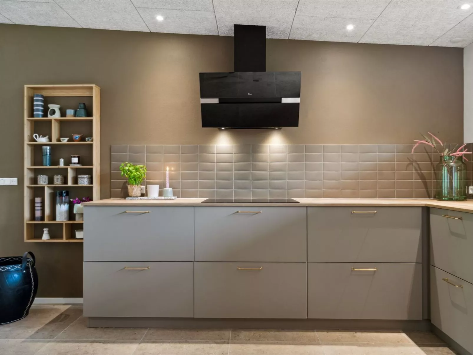 "Karlene" - 300m from the sea-Binnen