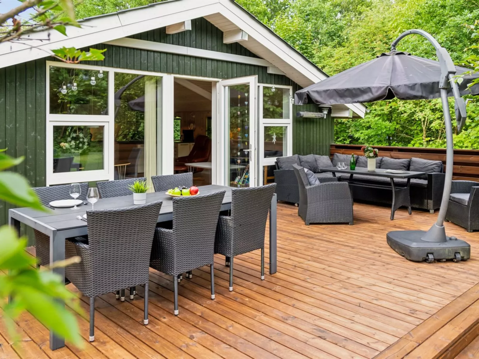 "Zaharinka" - 30km from the sea-Buiten