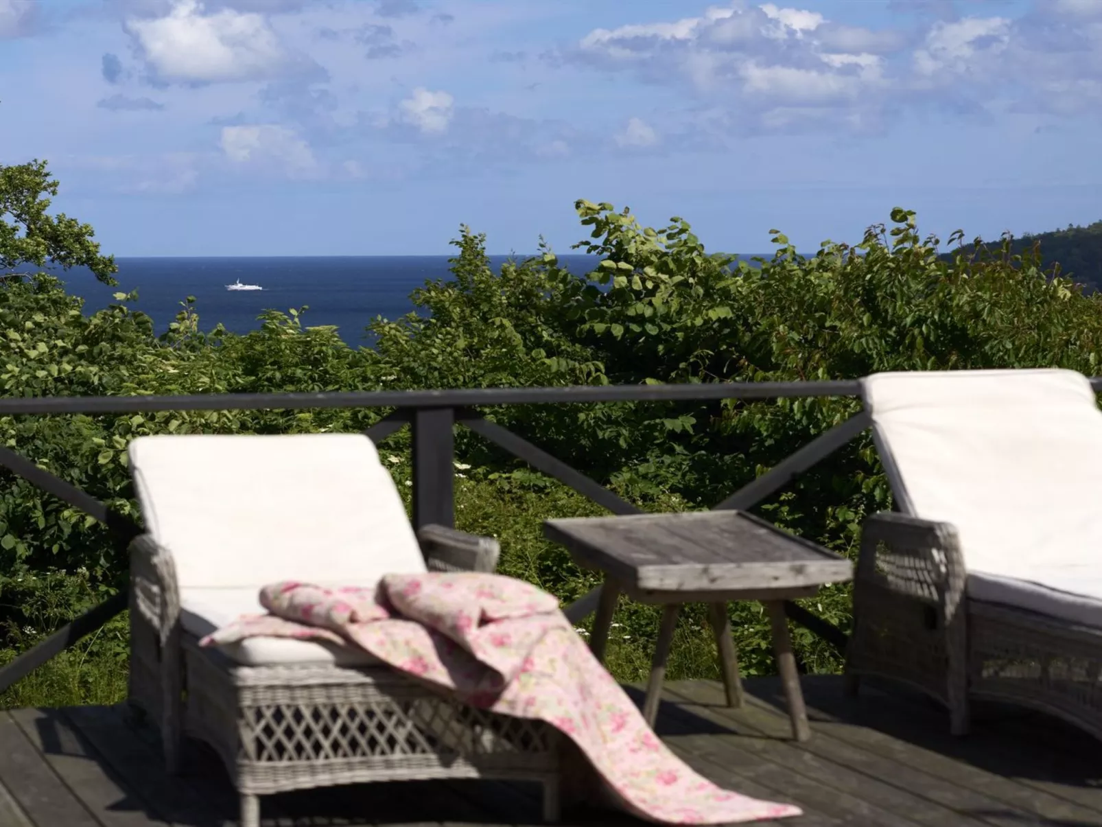 "Merrit" - 250m from the sea-Buiten