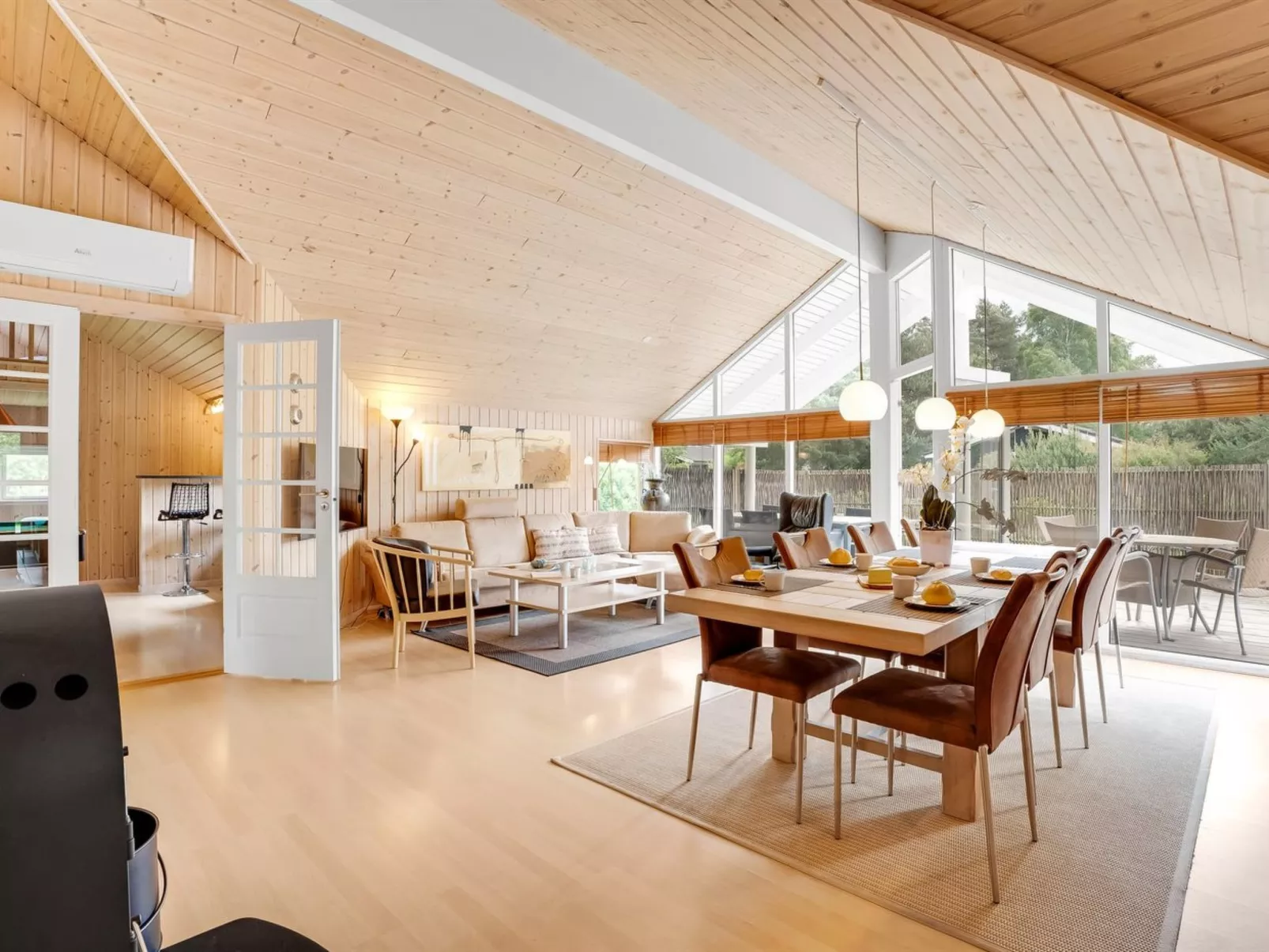 "Gudlaug" - 1km from the sea-Binnen