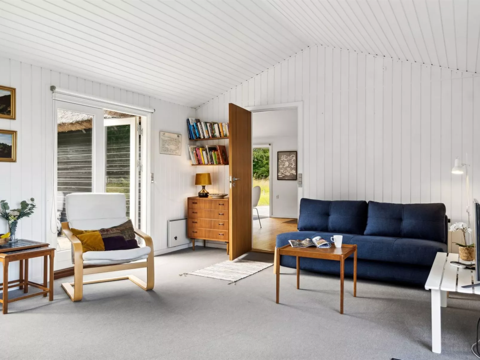 "Emeli" - 100m from the sea-Binnen