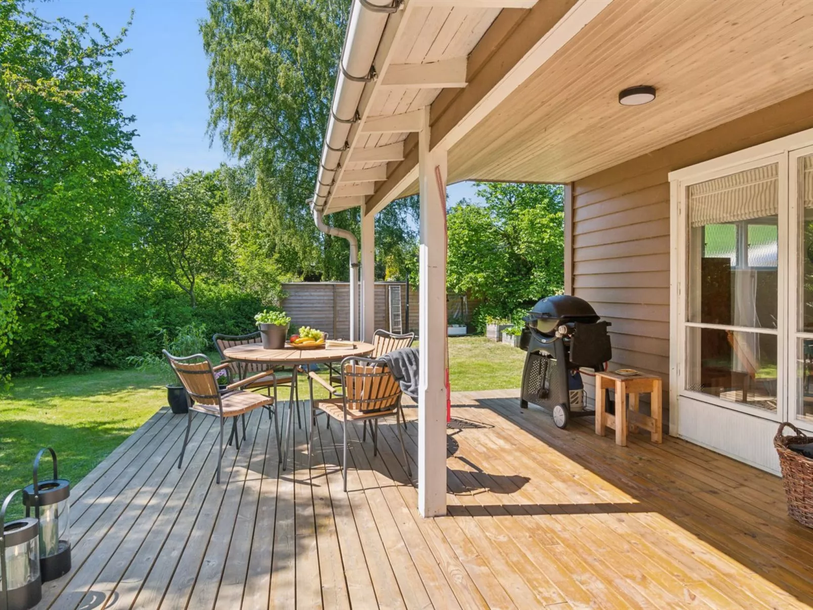 "Jovana" - 150m to the fjord-Buiten