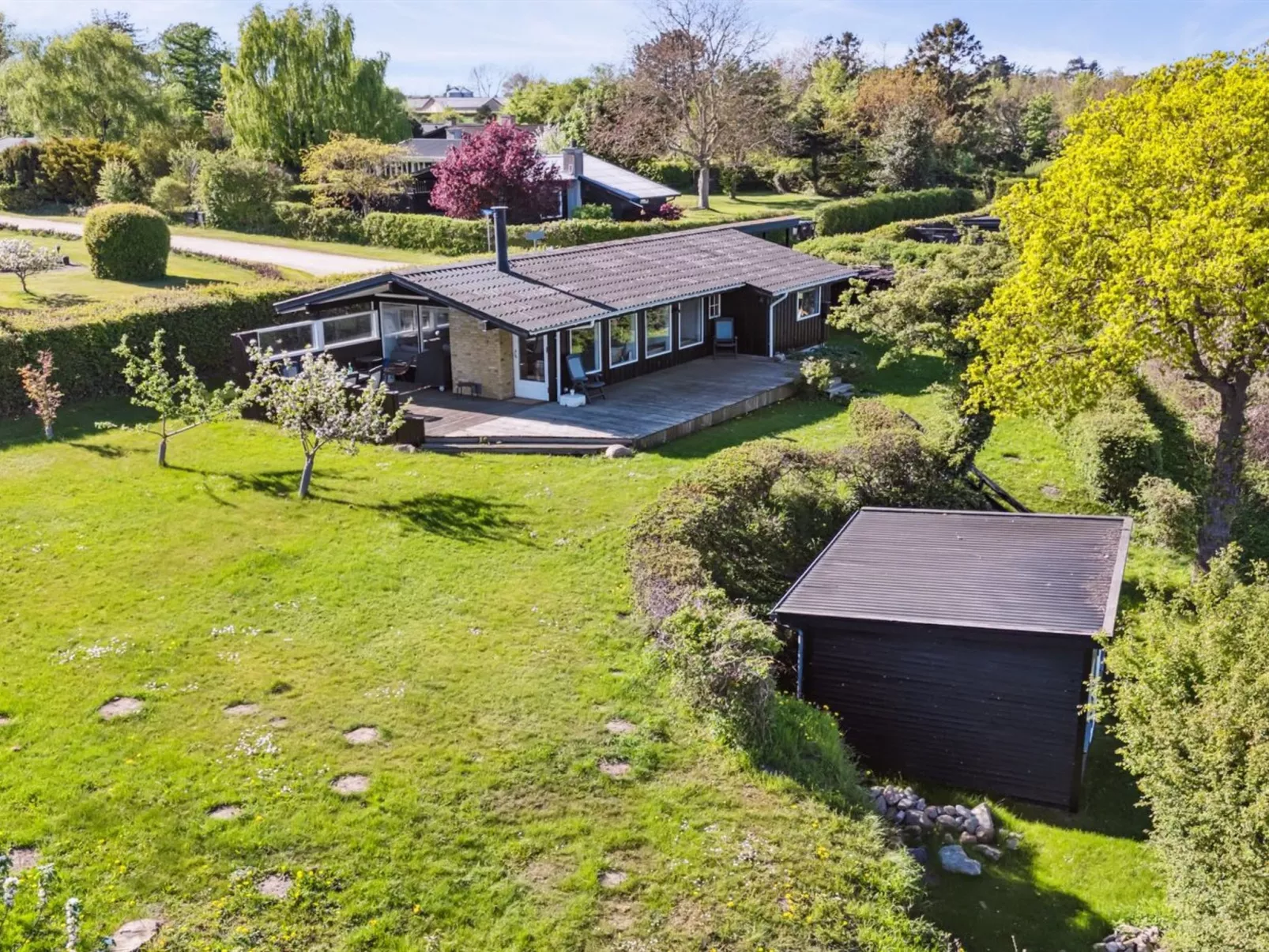 "Titta" - 10m to the fjord-Buiten