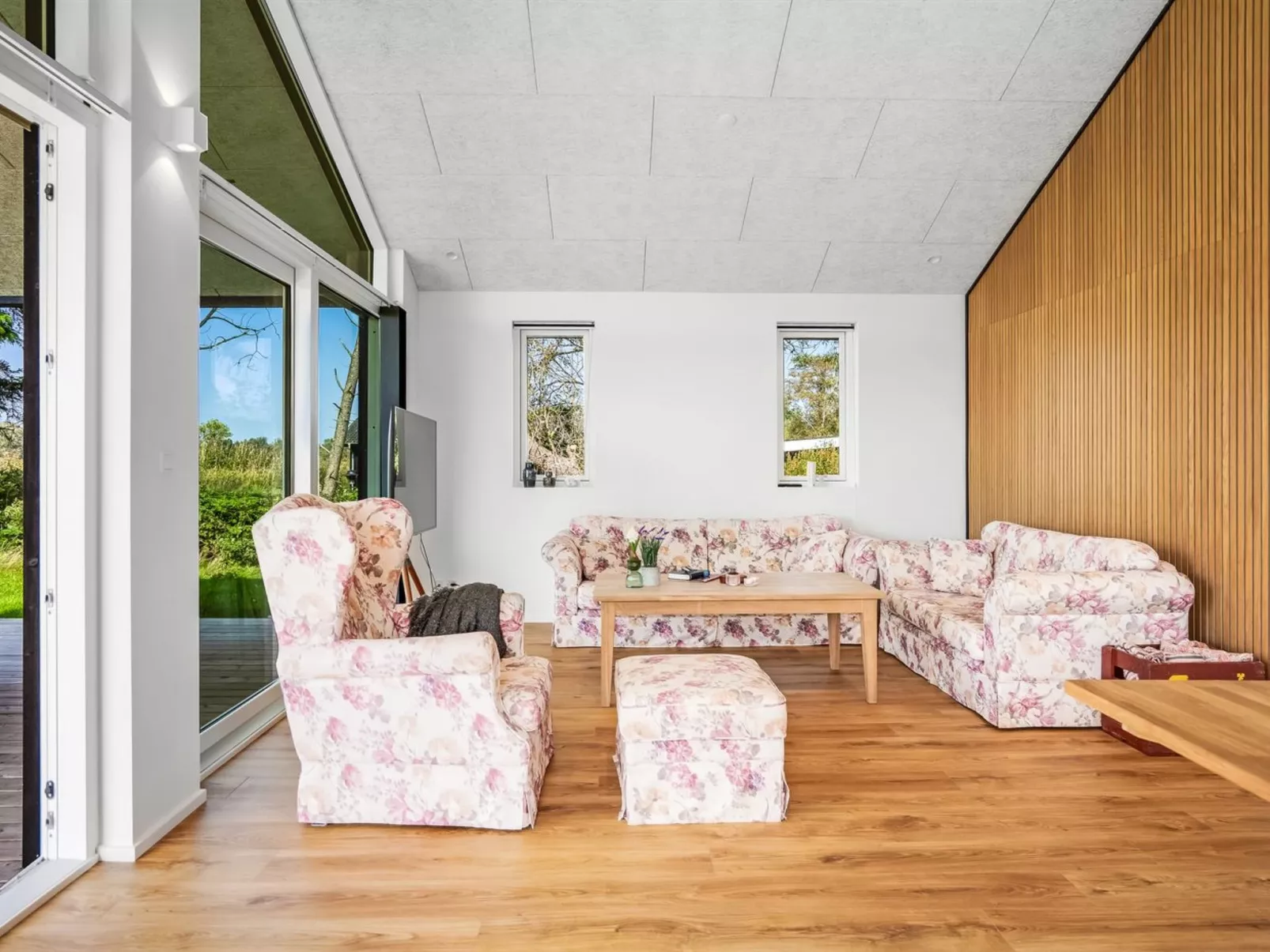 "Hildegardt" - 150m from the sea-Binnen