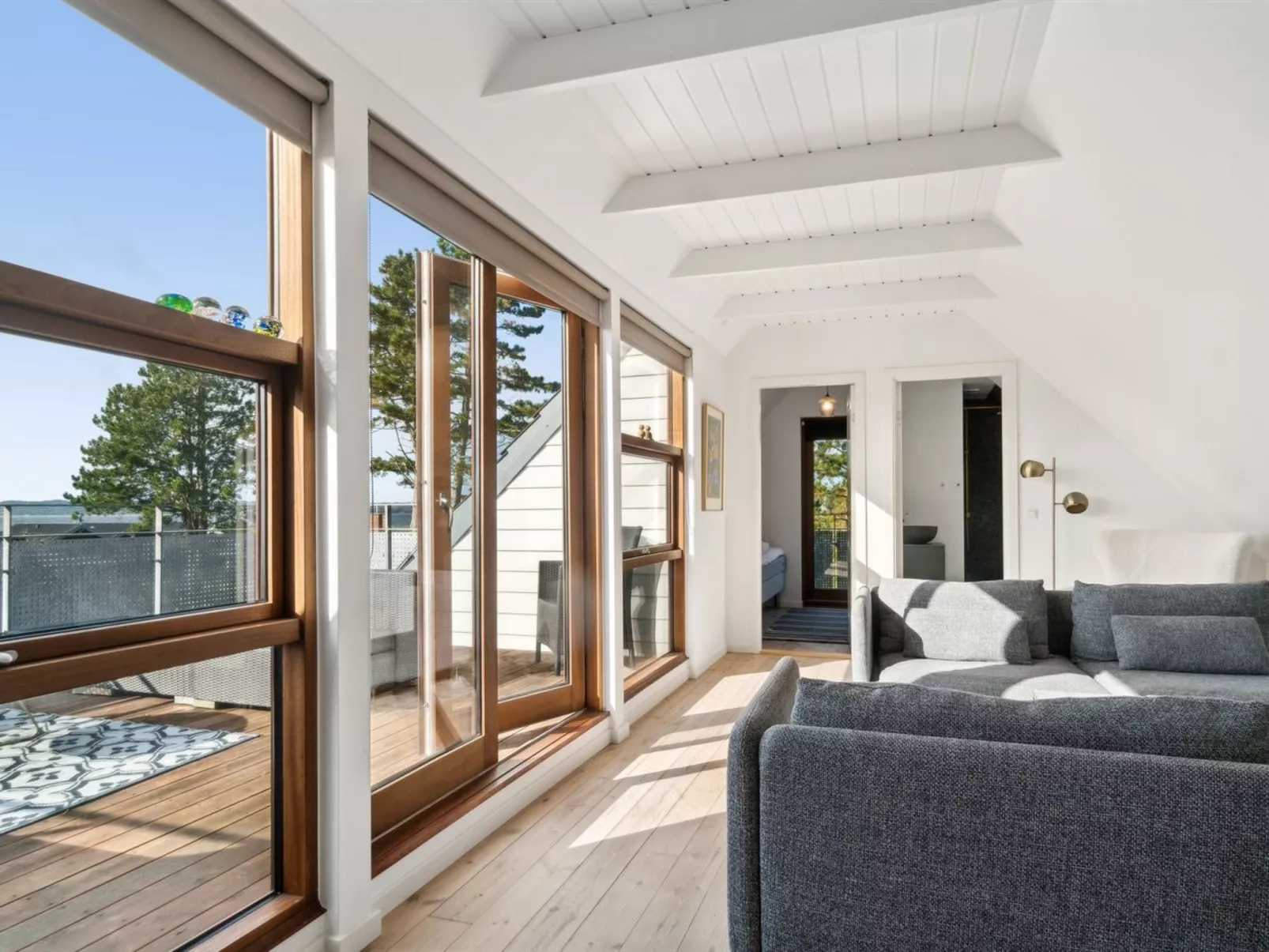 "Elmeri" - 200m from the sea-Binnen