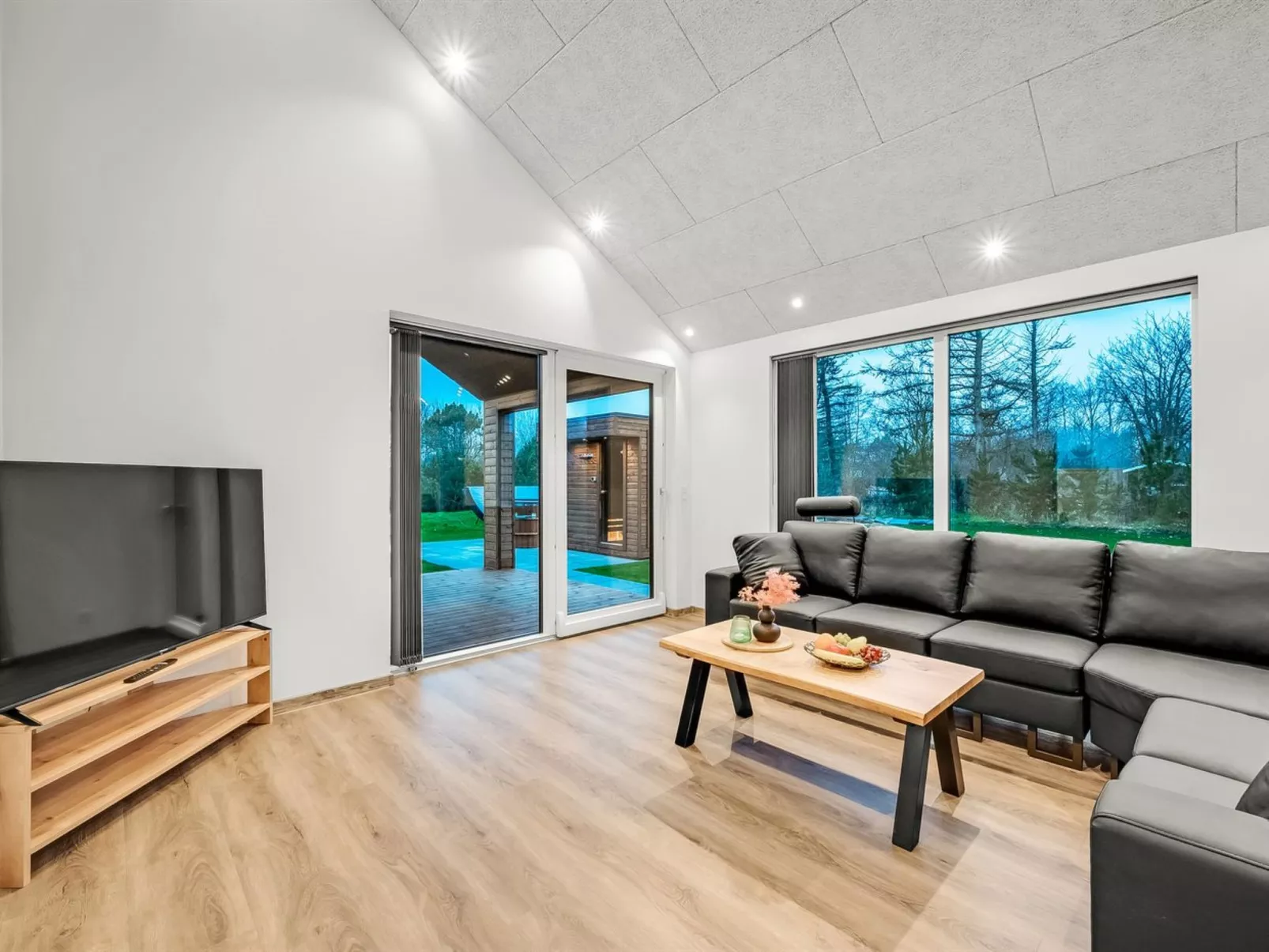 "Grimar" - 400m to the fjord-Binnen