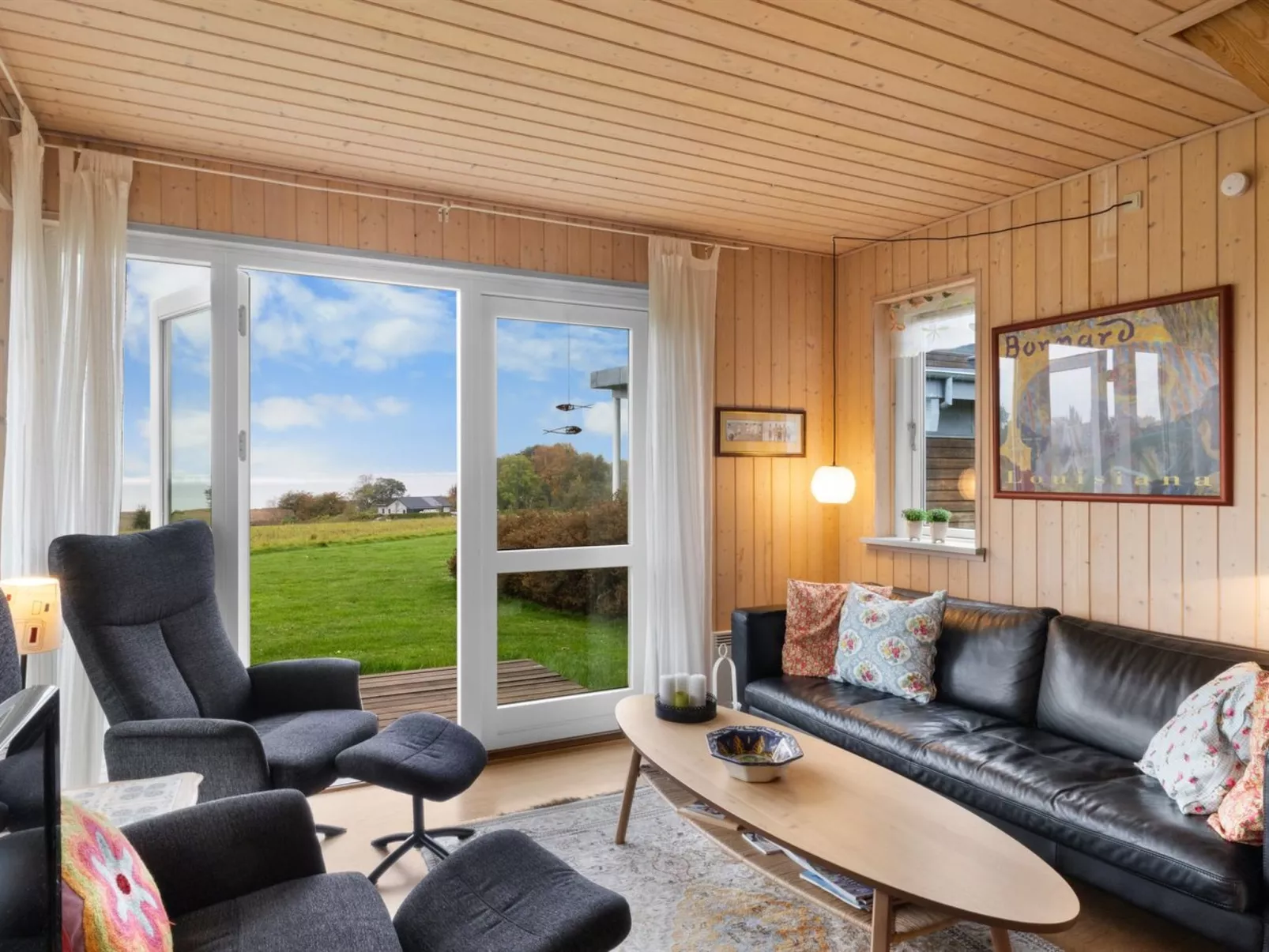 "Krum" - 300m from the sea-Binnen