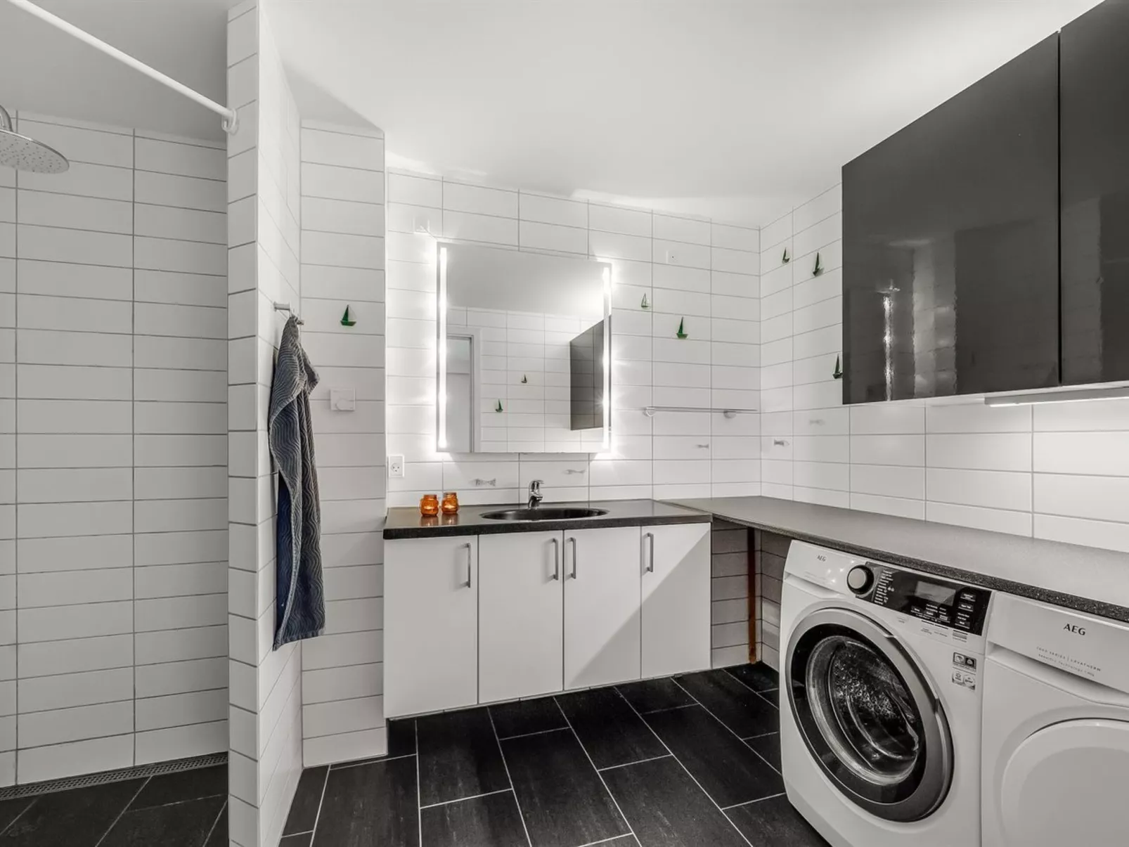 "Gustav" - 100m to the fjord-Binnen