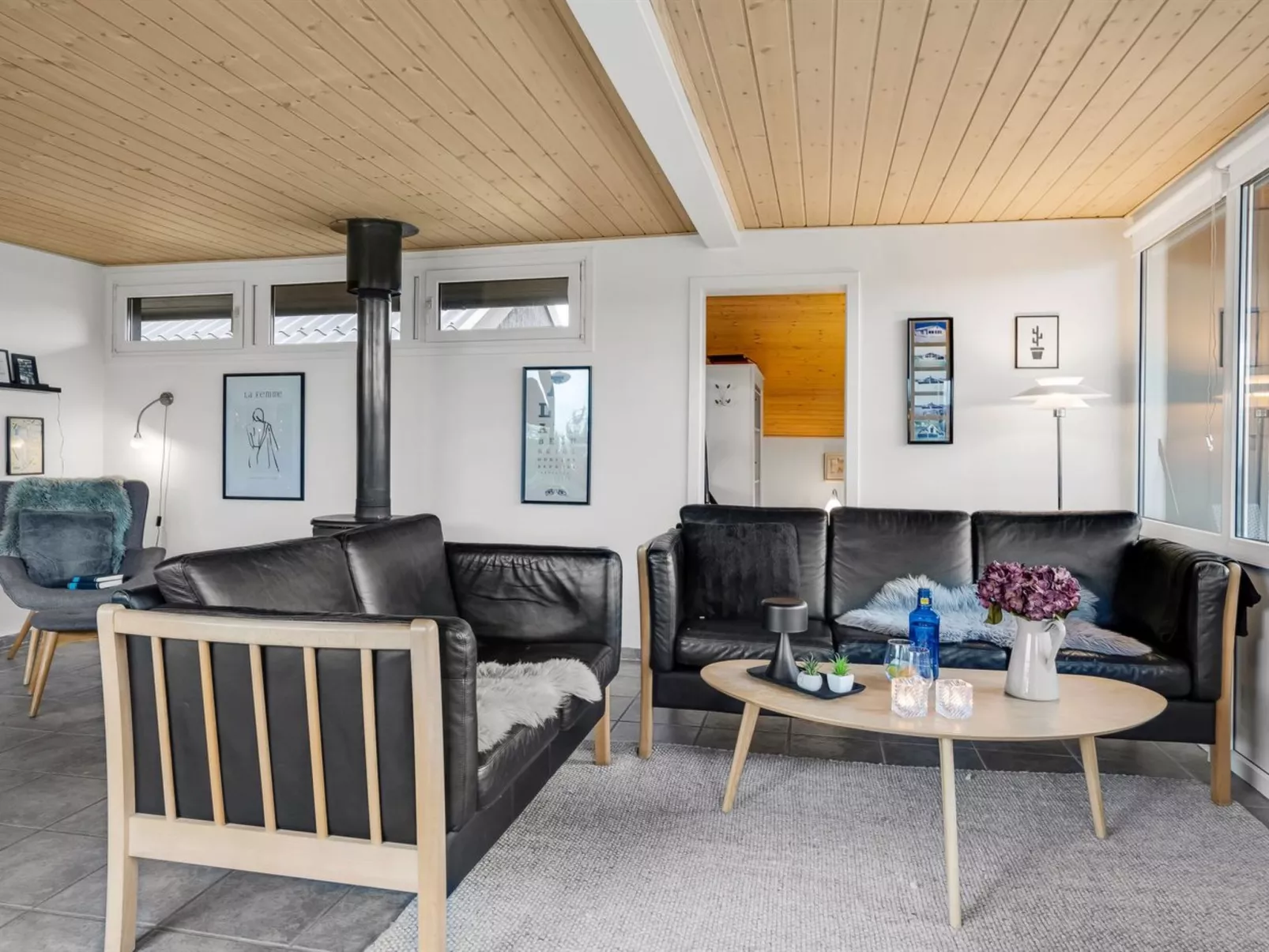 "Erblin" - 400m from the sea-Binnen