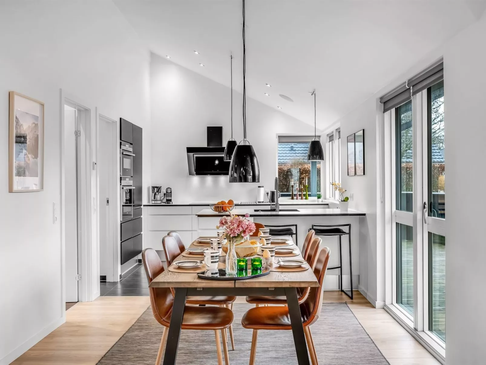 "Carlie" - 250m to the fjord-Binnen