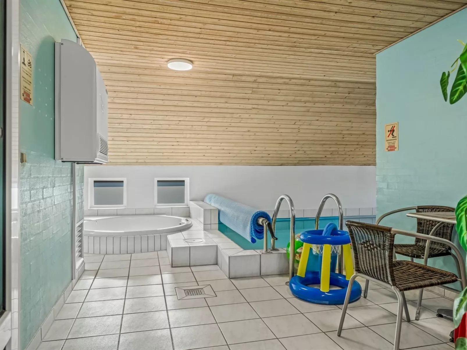 "Nikolce" - 300m to the fjord-Buiten