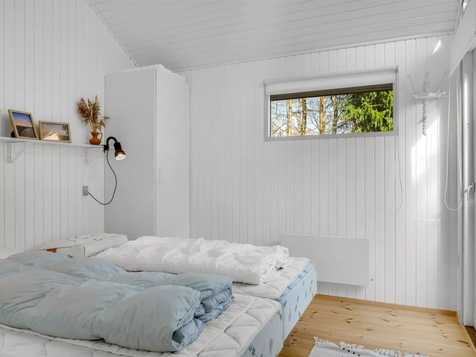 "Elisabete" - 200m to the fjord-Binnen