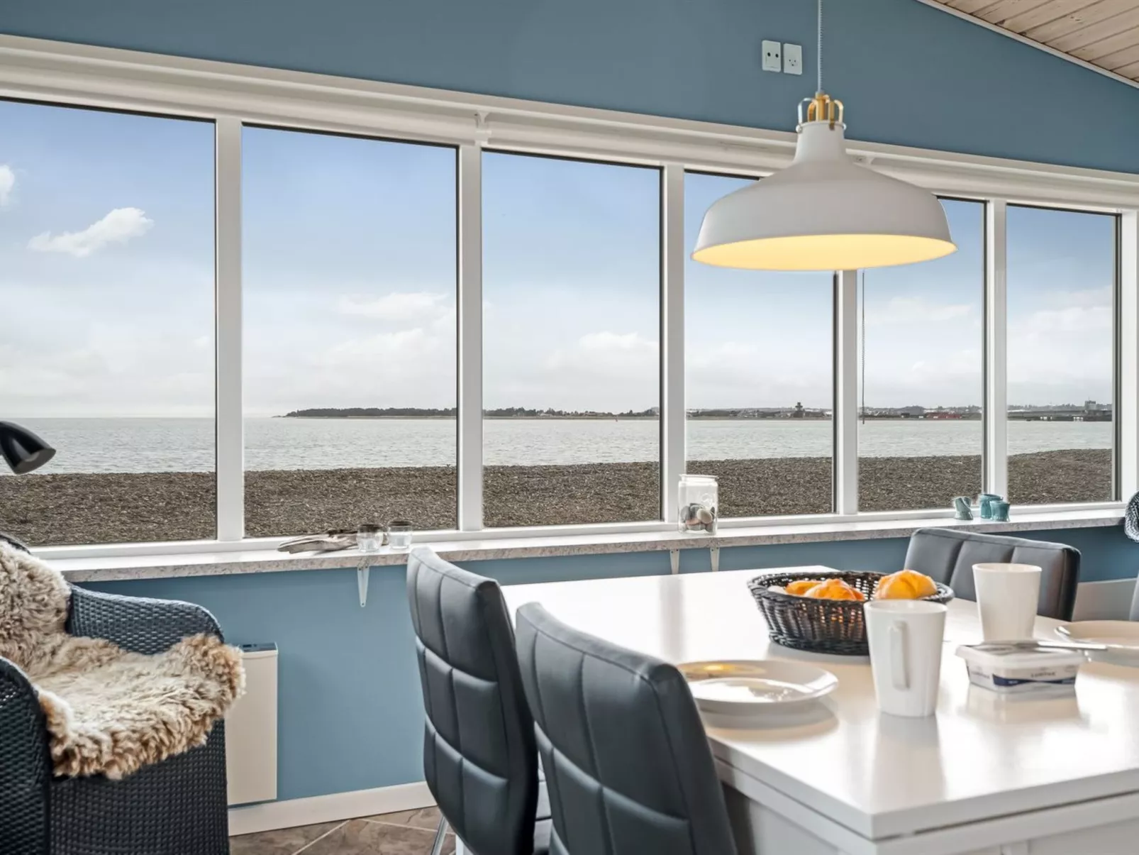 "Nyalle" - 50m to the fjord-Binnen