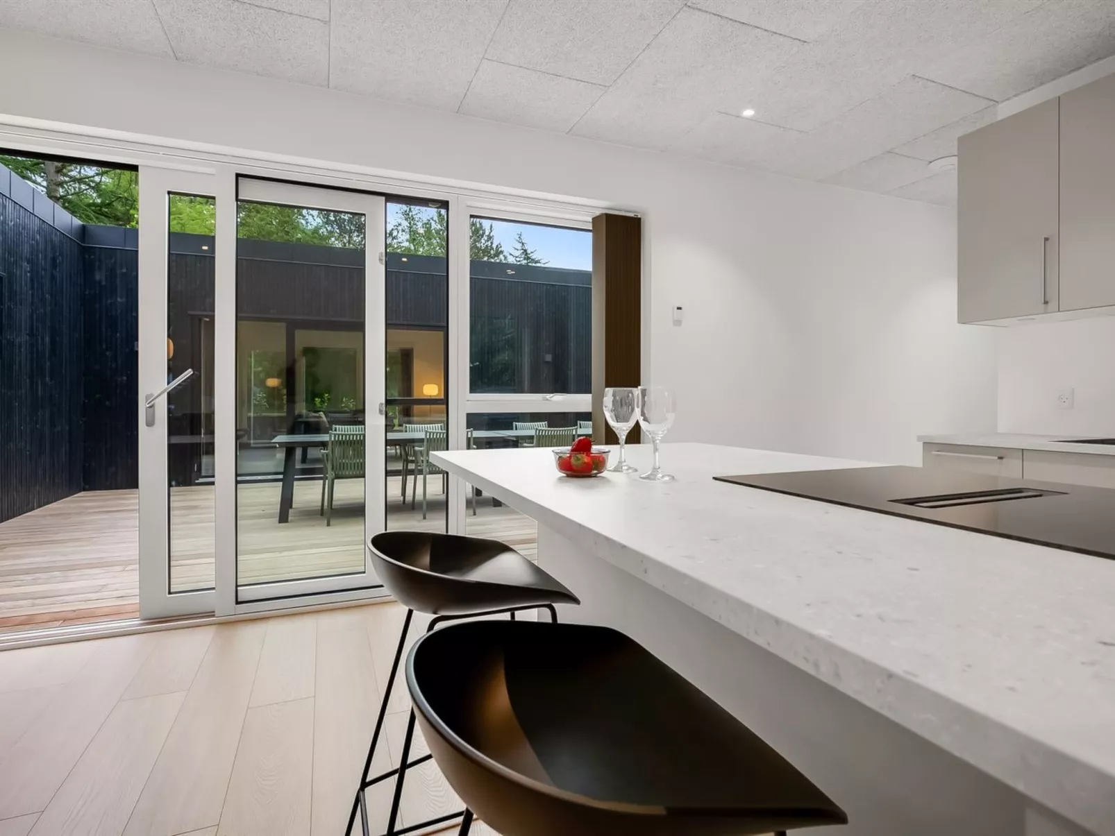 "Hortense" - 900m from the sea-Binnen