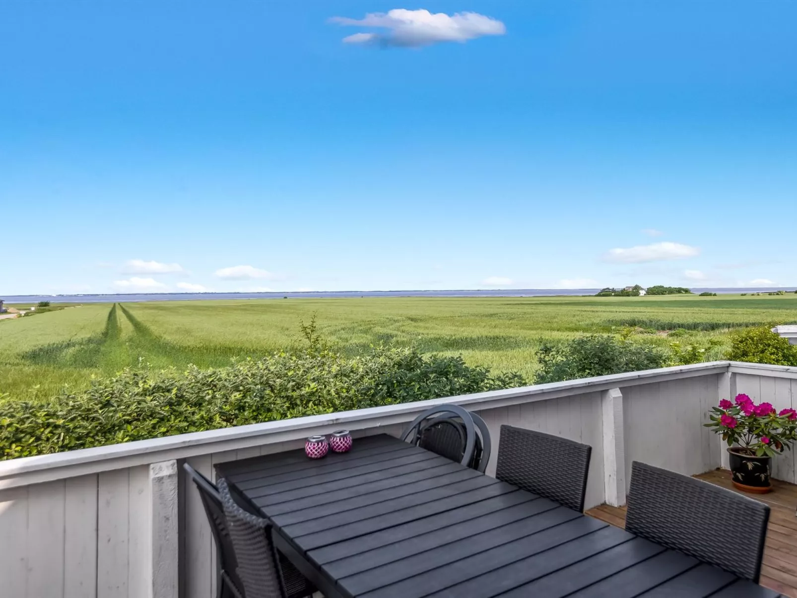 "Freja" - 12km from the sea-Buiten