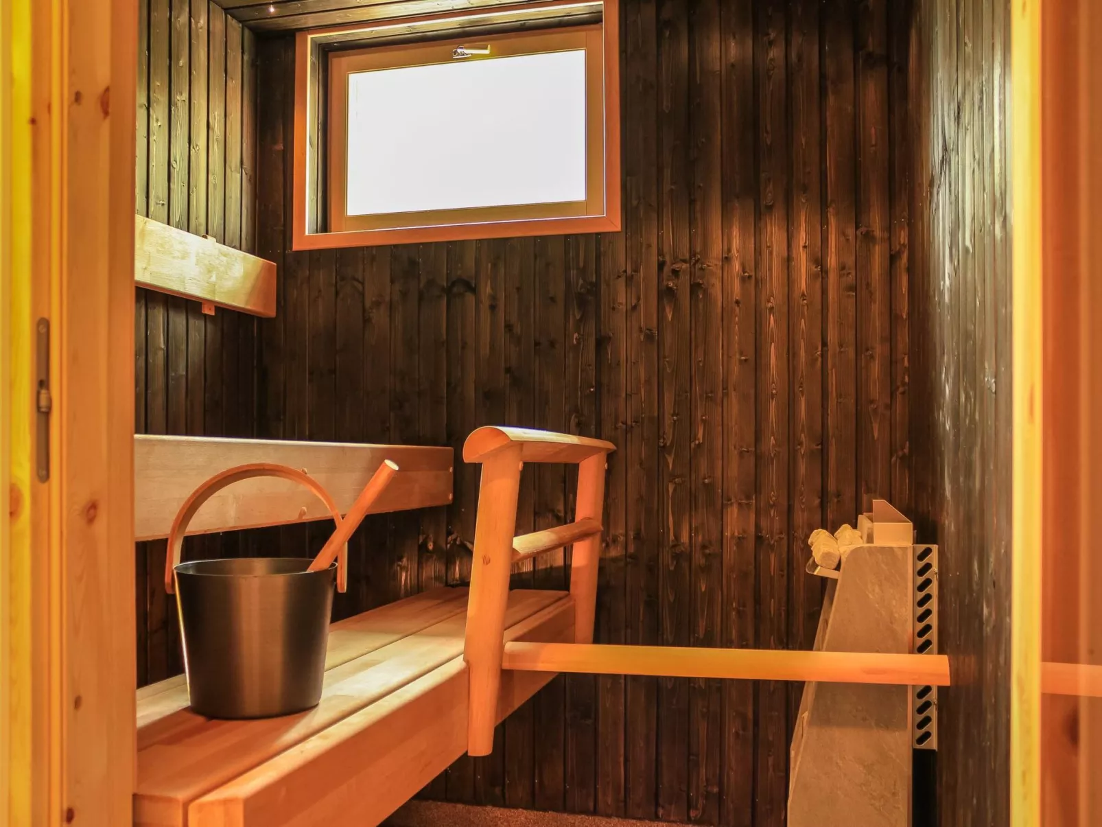 Villa kukkula-Binnen