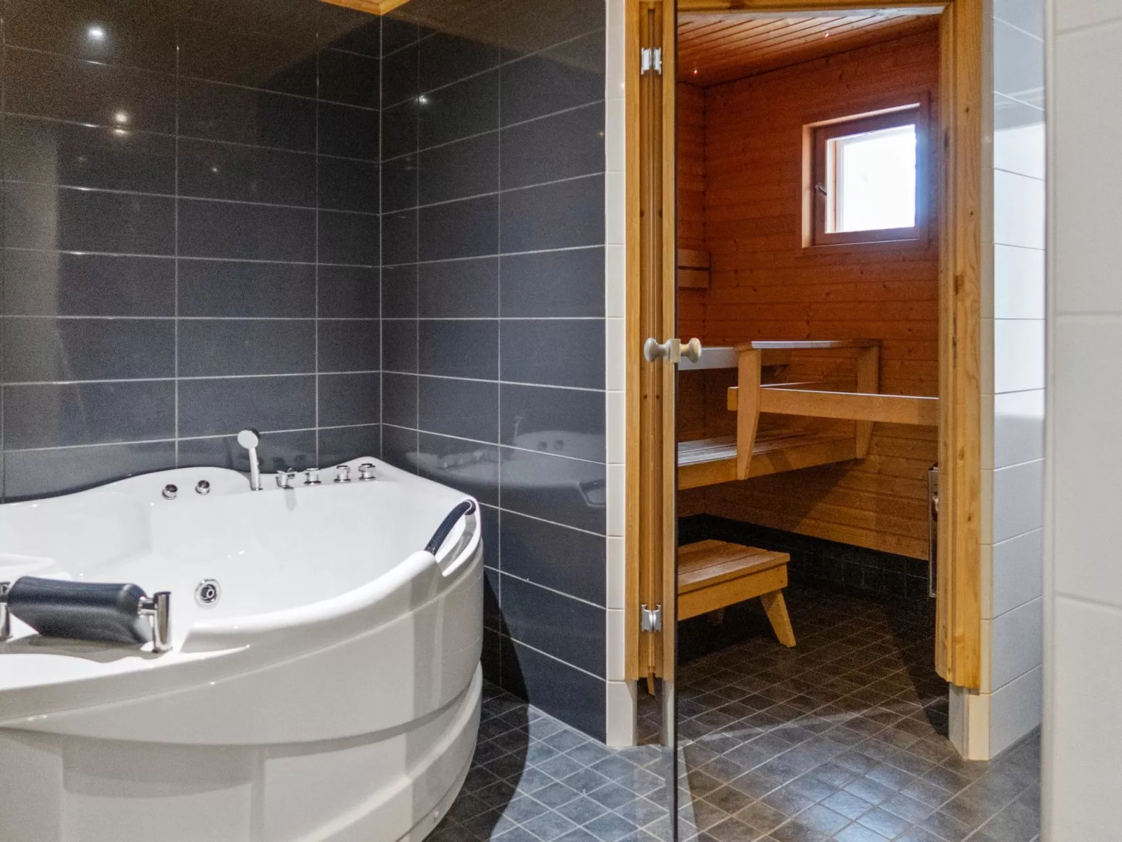 4 seasons a 1-Binnen