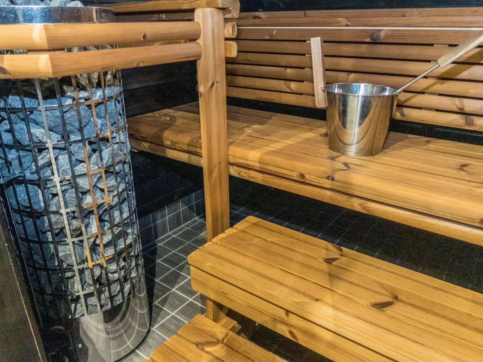 Villa ukkometso-Binnen