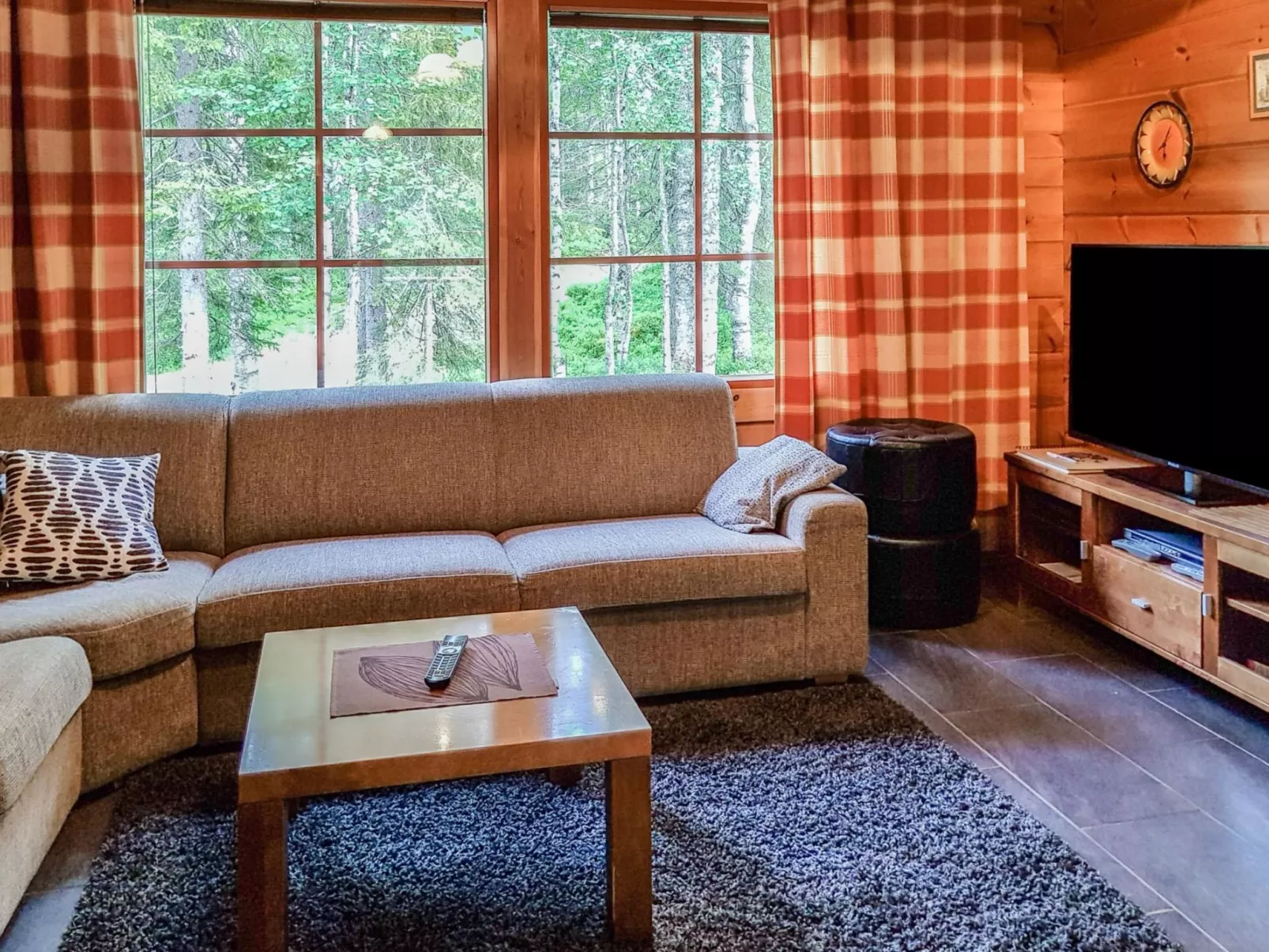 Lomamaja rukaranta 6 b-Binnen