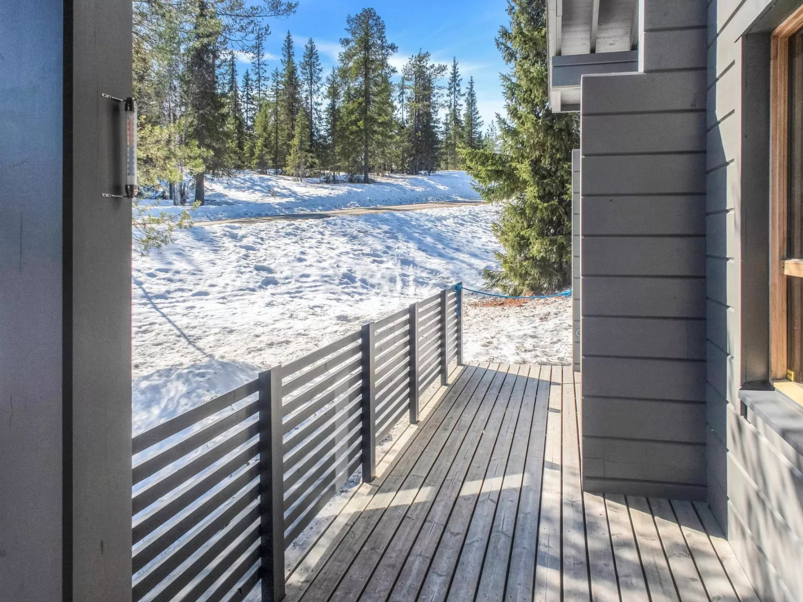 Villa rukaherttua-Binnen