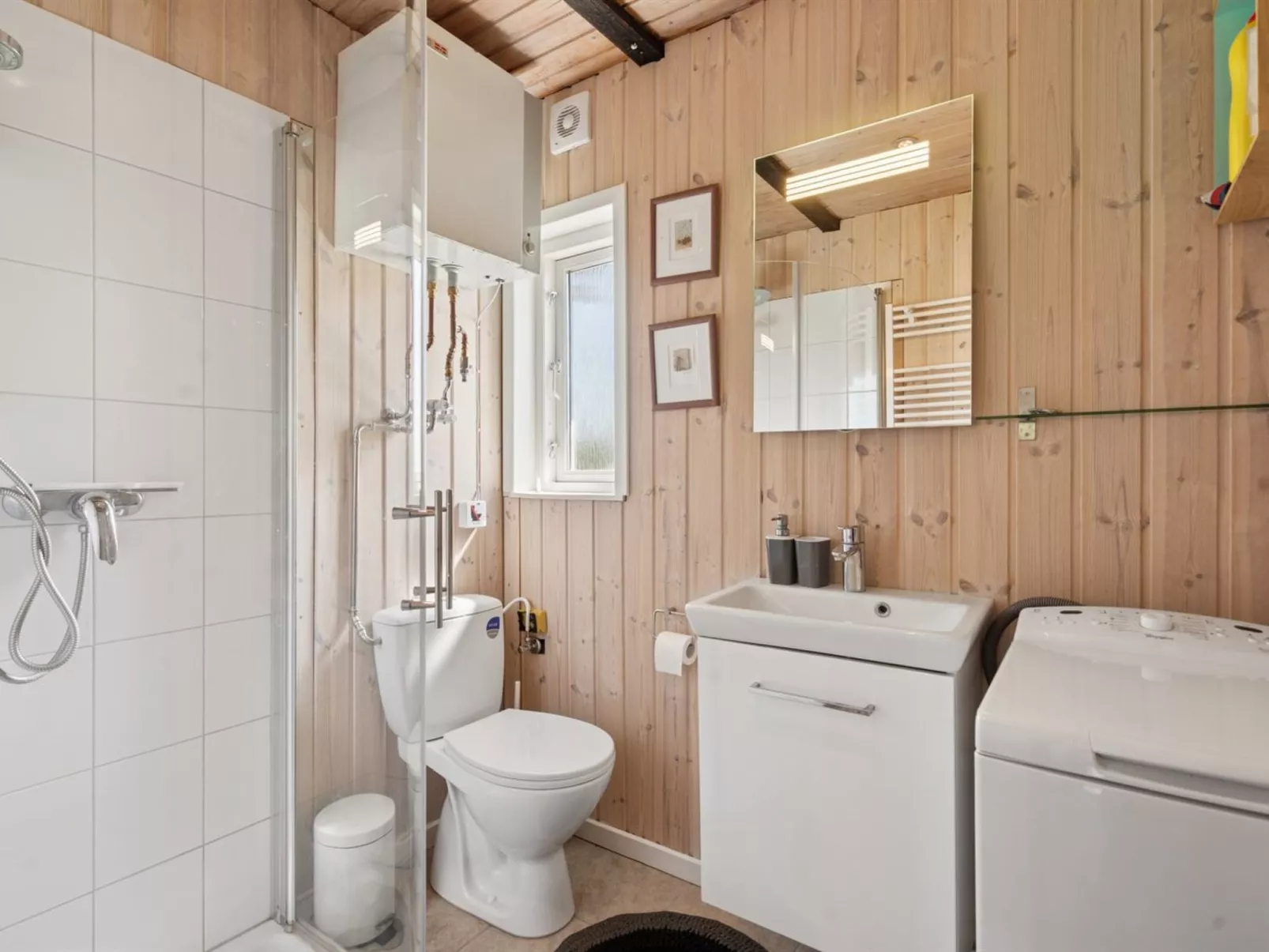 "Hira" - 200m from the sea-Binnen