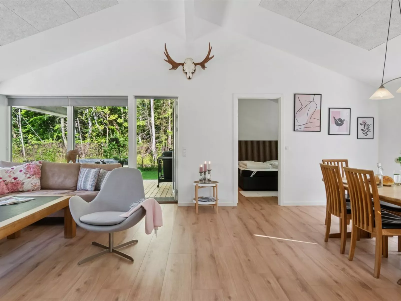 "Hotherus" -  from the sea-Binnen