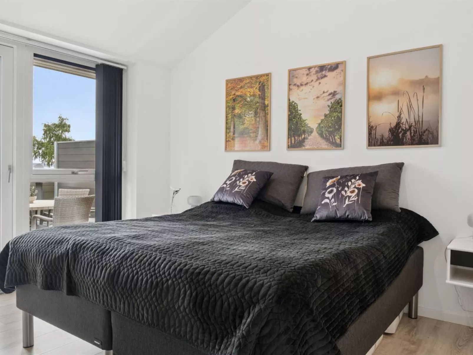 "Thyra" - 50m to the fjord-Binnen