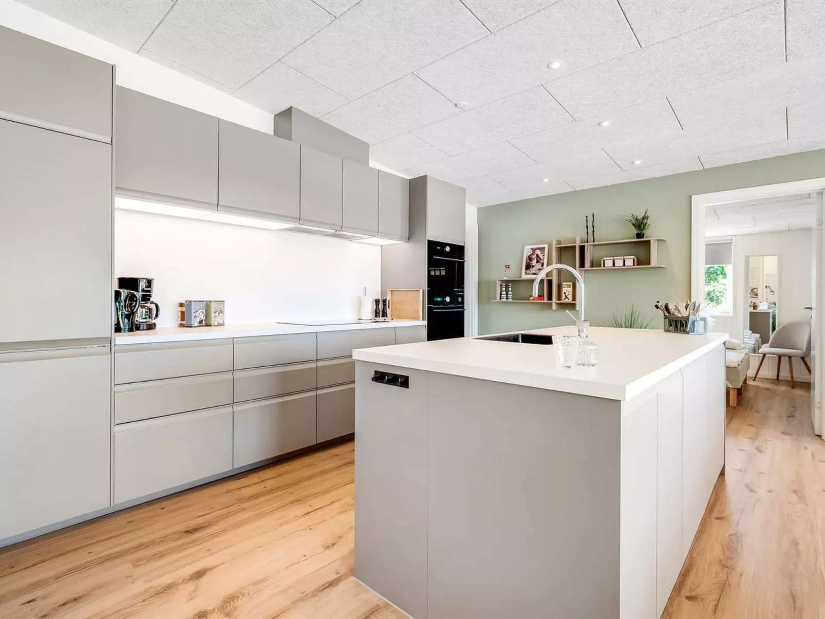 "Arjuna" - 750m from the sea-Binnen