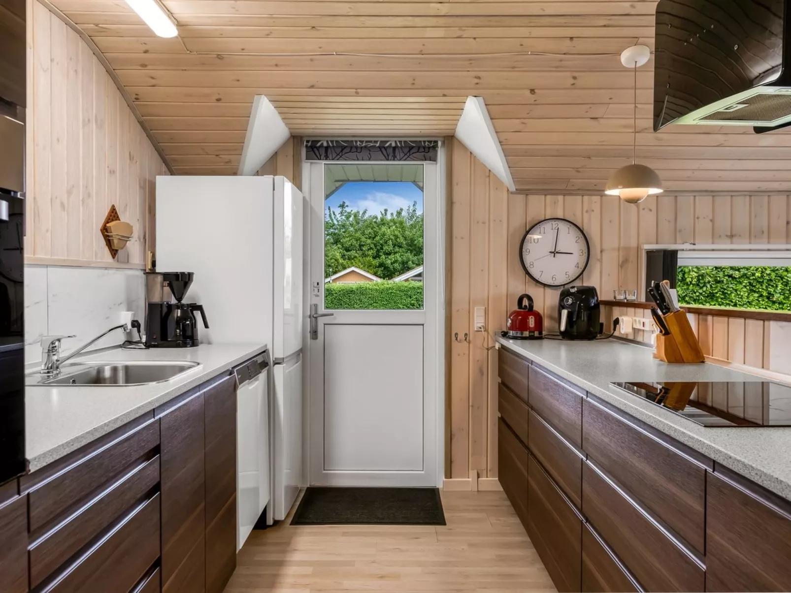 "Irlin" - 850m from the sea-Binnen