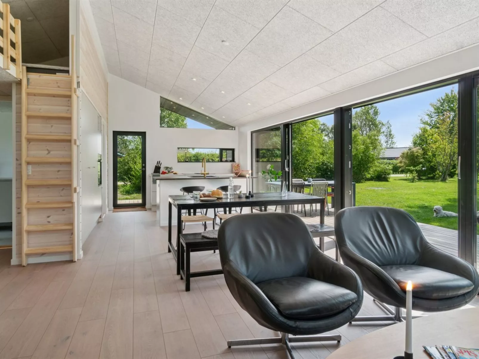 "Herulf" - 450m from the sea-Binnen