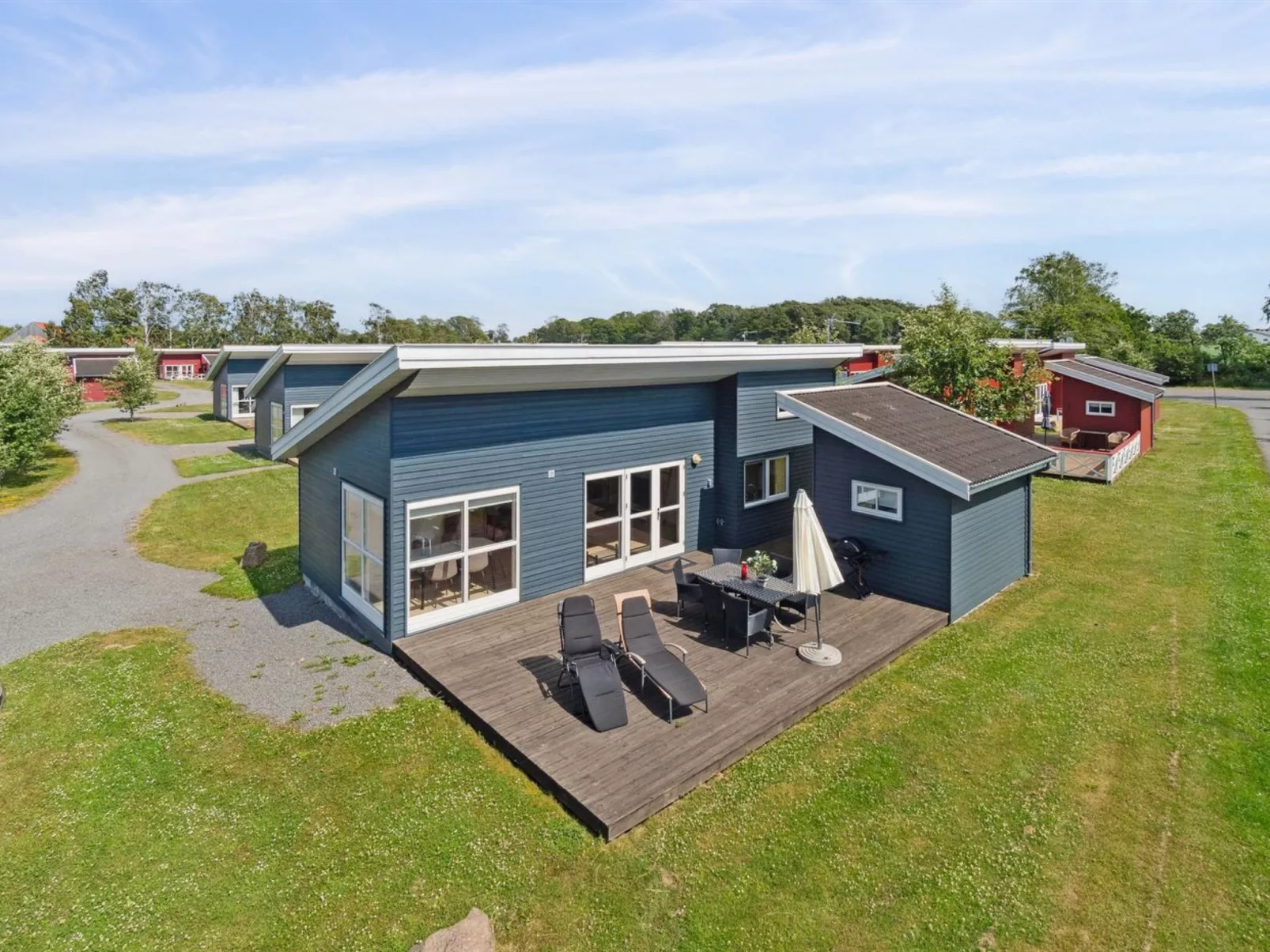 "Ilta" - 2.8km from the sea-Buiten