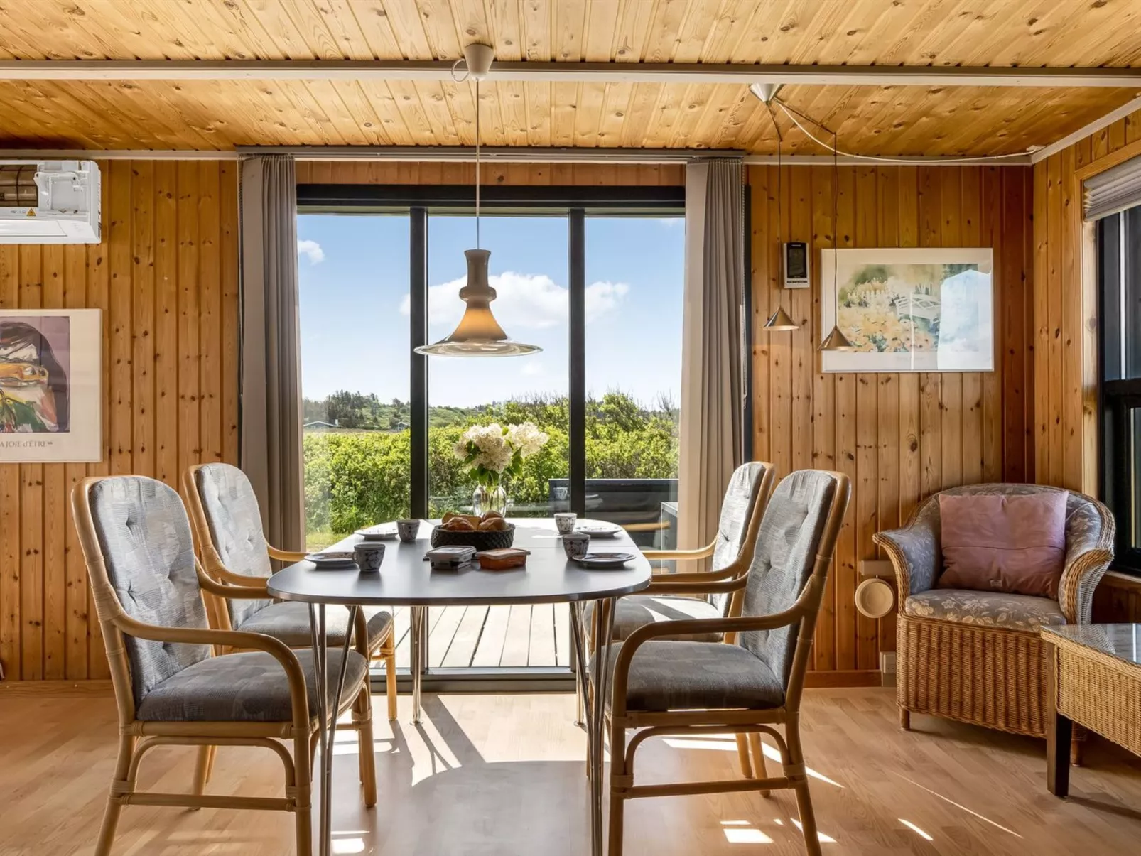 "Iiris" - 200m from the sea-Binnen