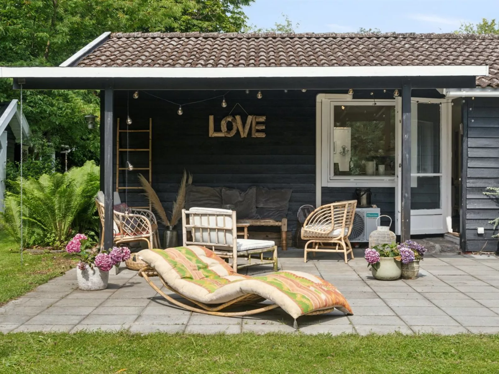 "Eida" - 1.7km from the sea-Buiten