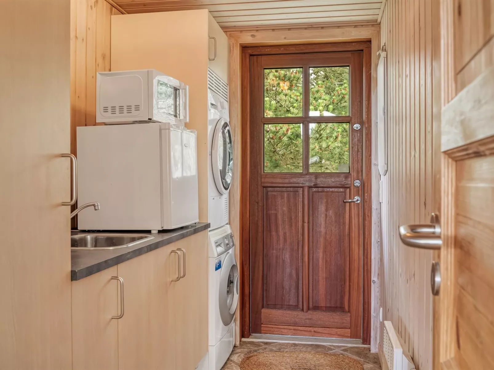 "Edele" - 5km from the sea-Binnen