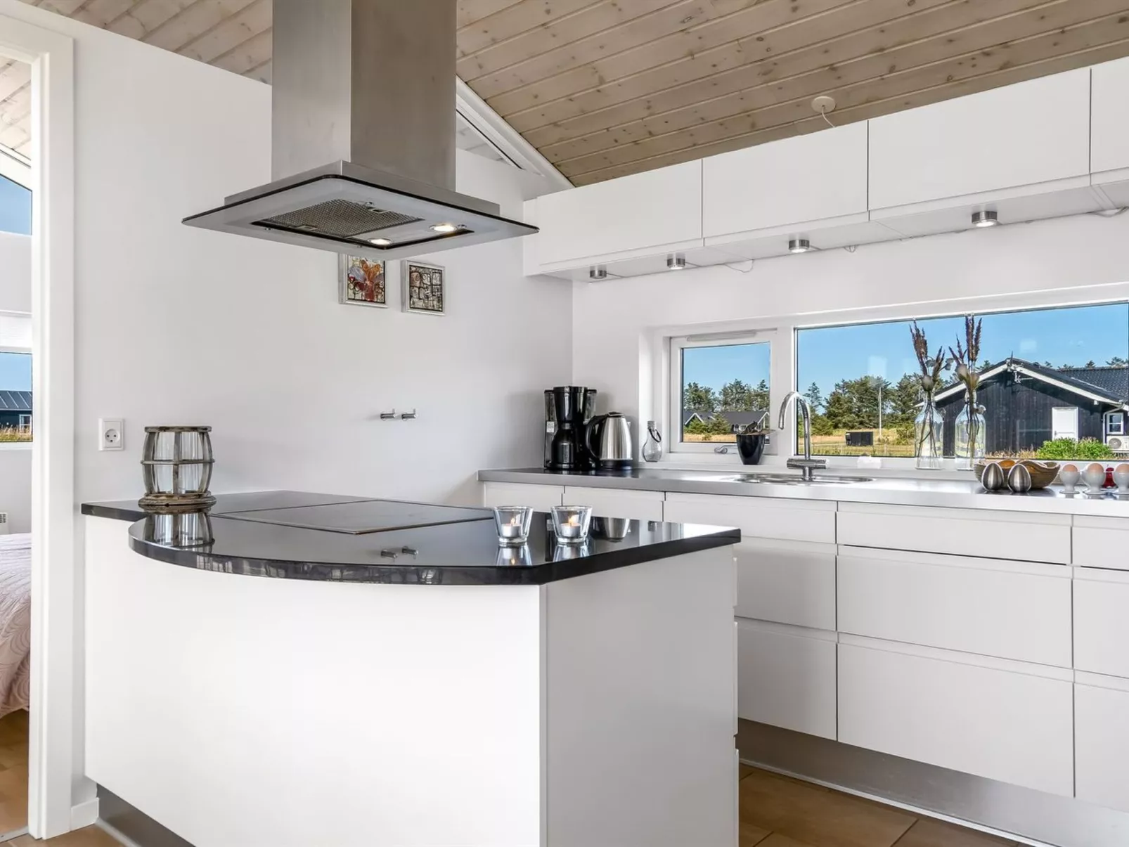 "Vaula" - 800m from the sea-Binnen