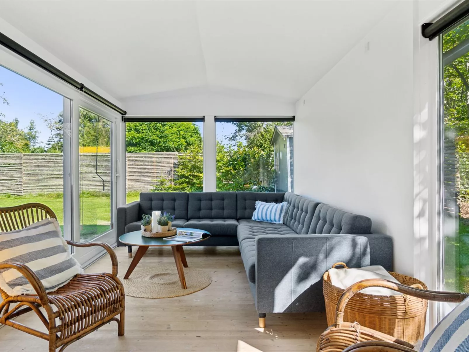 "Guthfrith" - 1.4km from the sea-Binnen