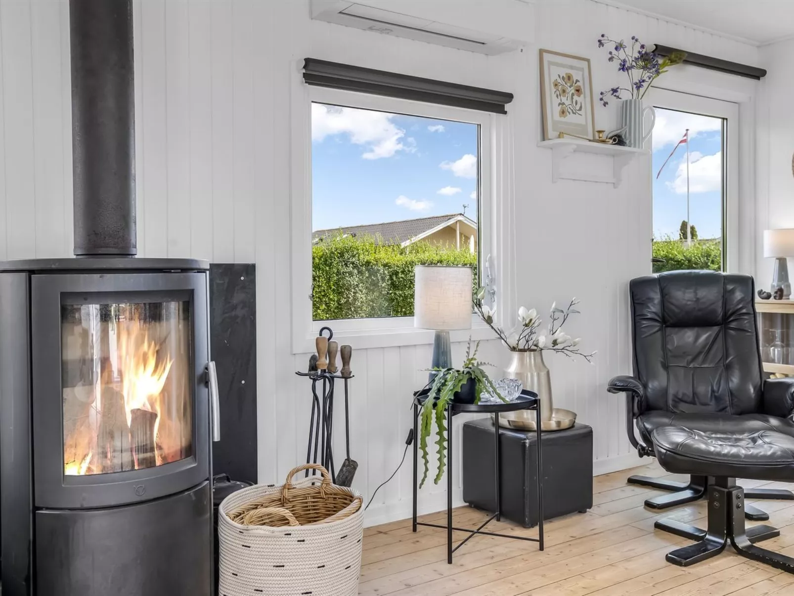 "Adia" - 500m from the sea-Binnen