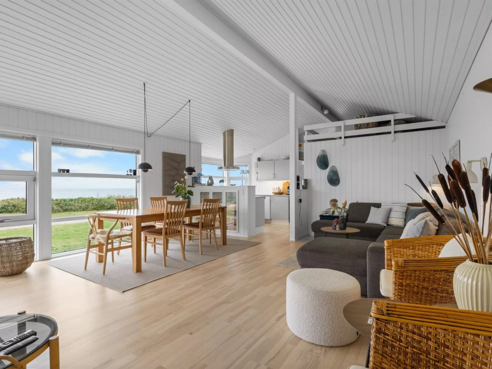 "Gertje" - 20m from the sea-Binnen