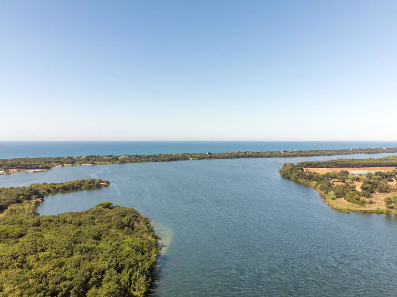 La casina nel bosco-Buiten