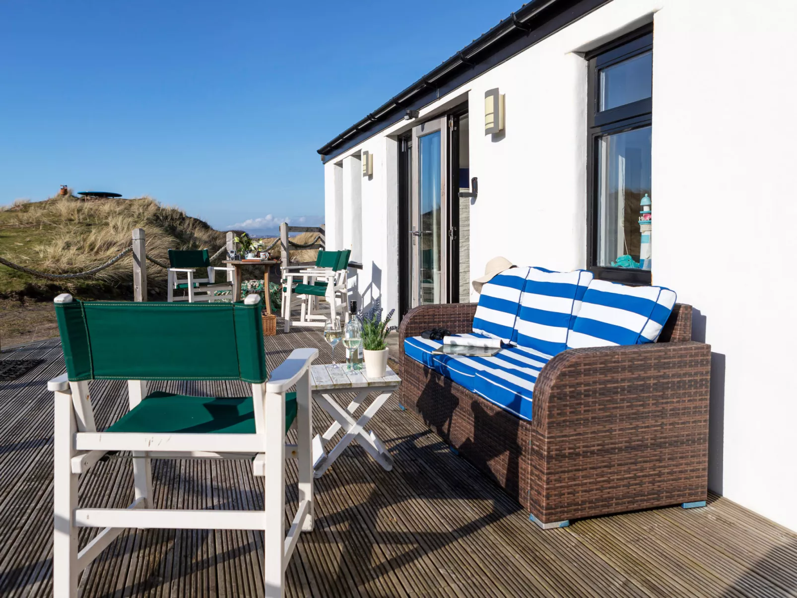The Lighthouse Hide-Buiten