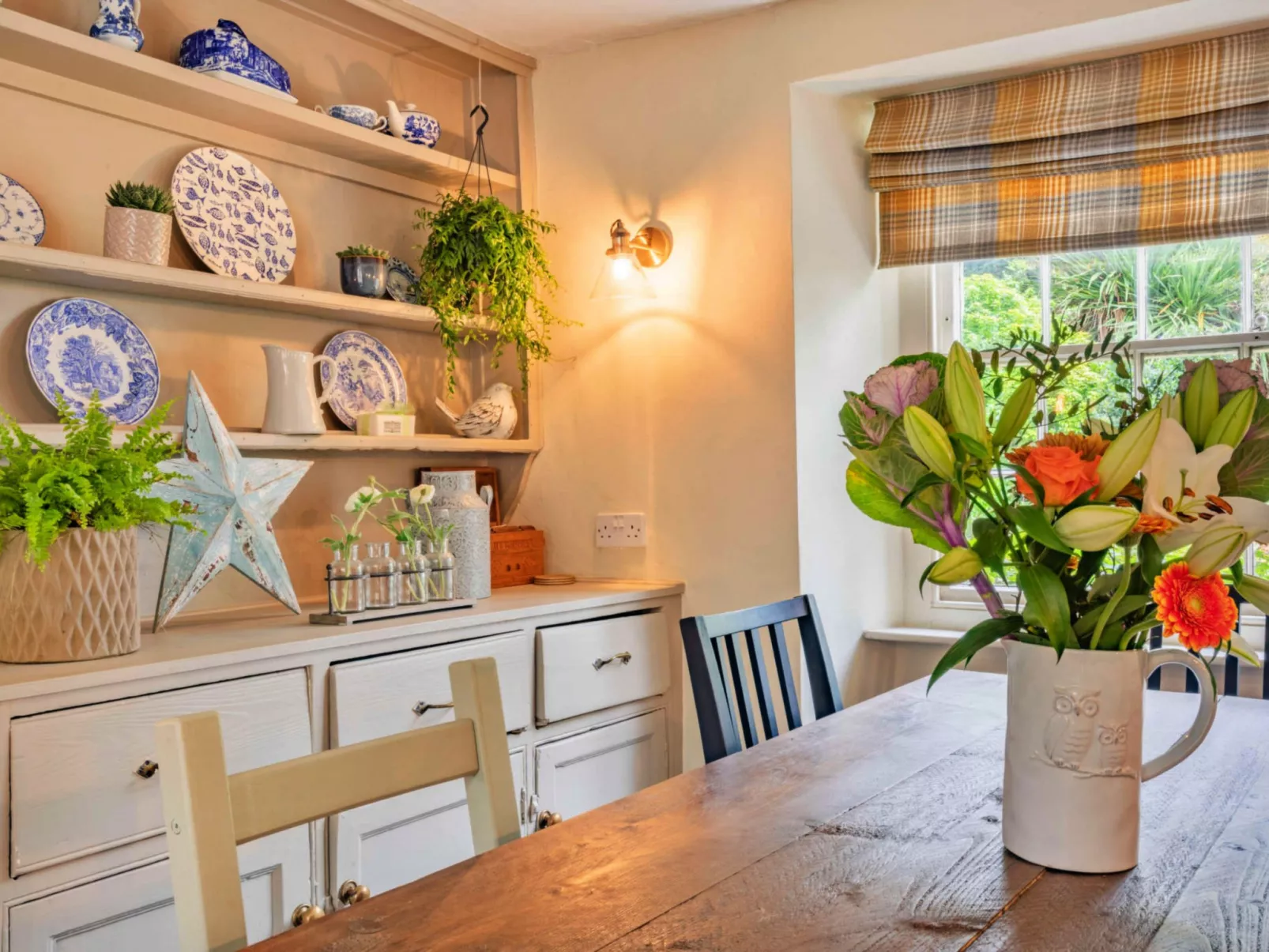 Islip Mill House - Beautiful Riverside Home-Binnen