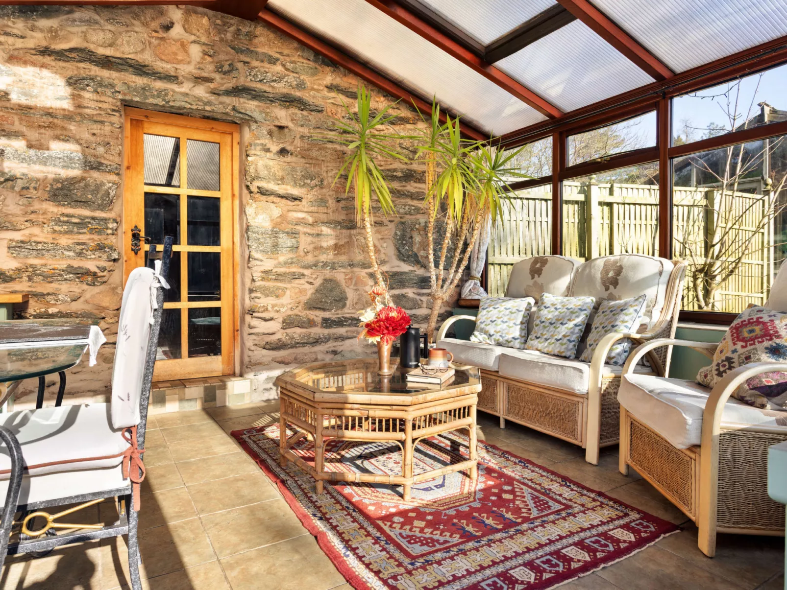 St Francis Cottage-Binnen