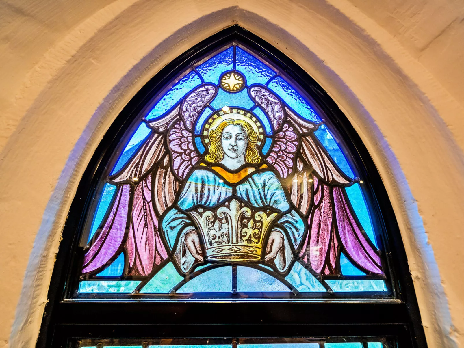 The Church Vaults-Binnen