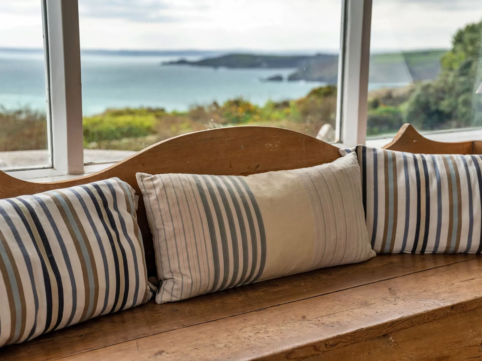 Lesceave Cottage-Binnen