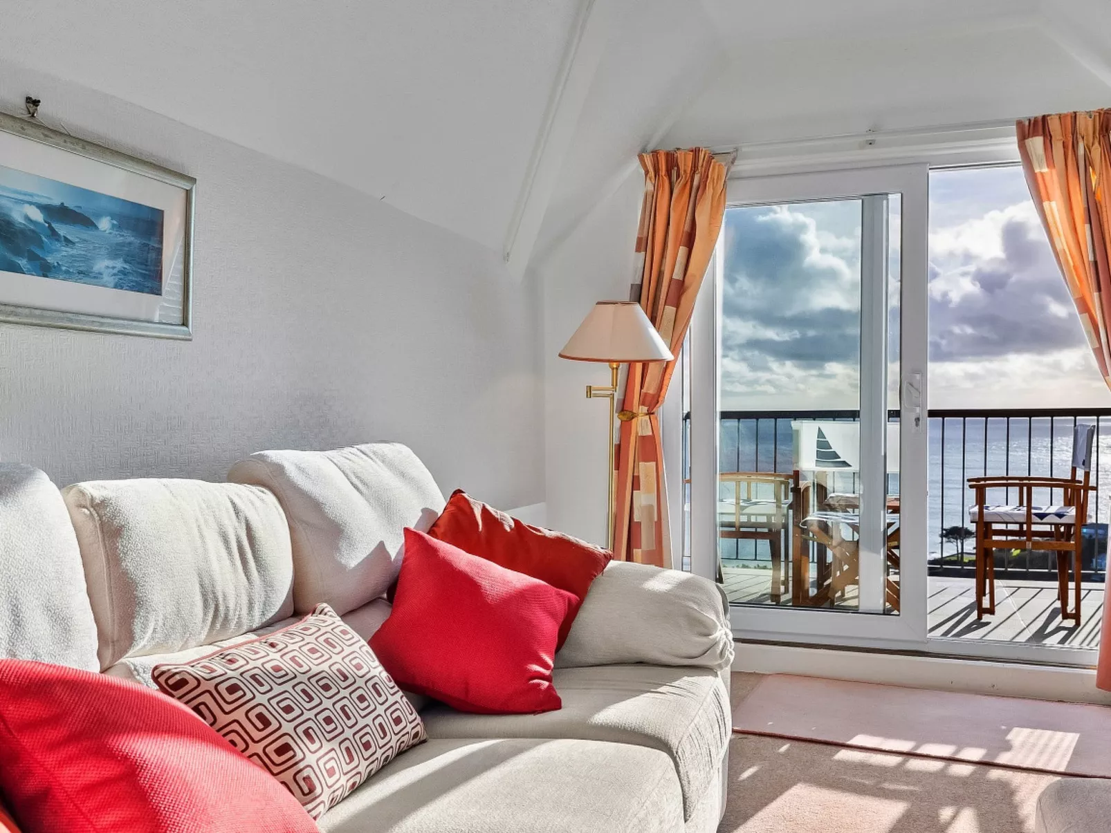 The Sail Loft-Binnen