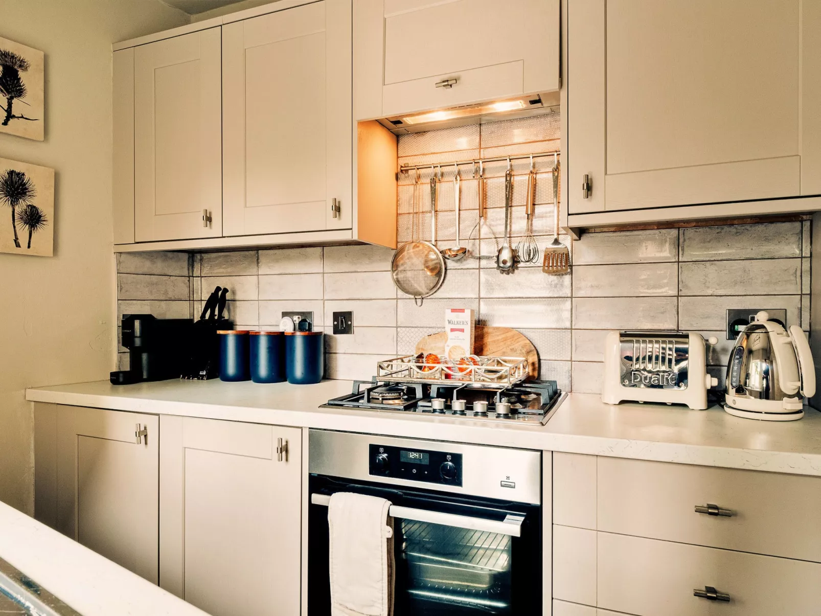 Hendy Cottage-Binnen