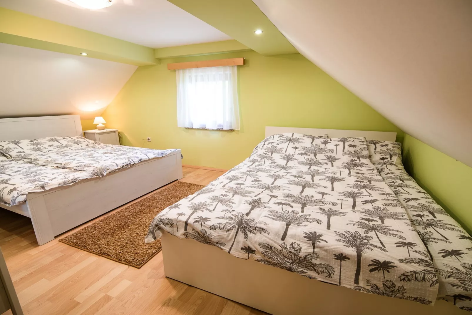 Golden Horizon Holiday Home with Terrace and Garden - One Bedroom Holiday Home with Terrace and Garden-Slaapkamer