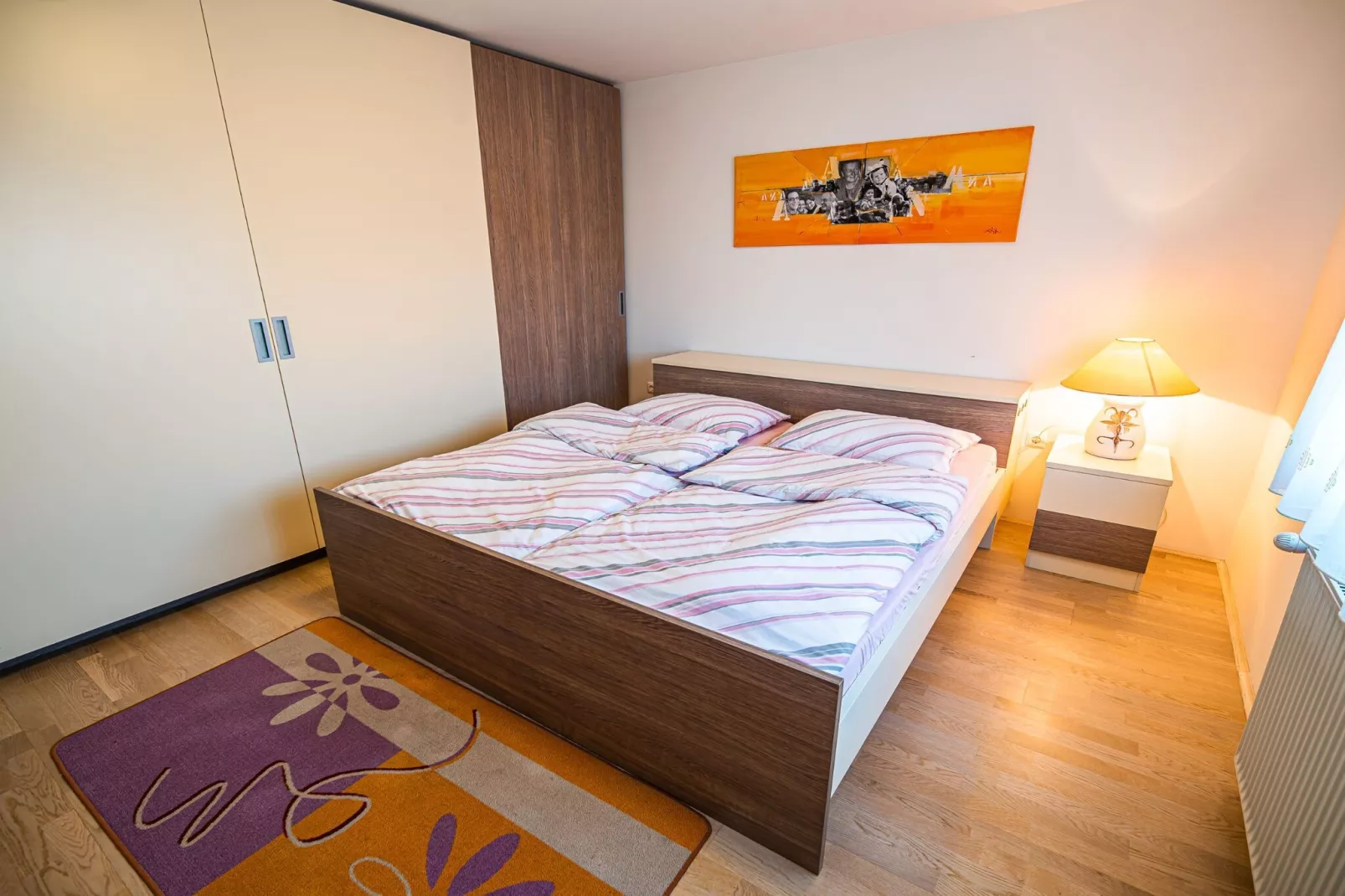 Relaxing Retreat with Hot Tub in Sevnica - Three Bedroom Apartment-Slaapkamer